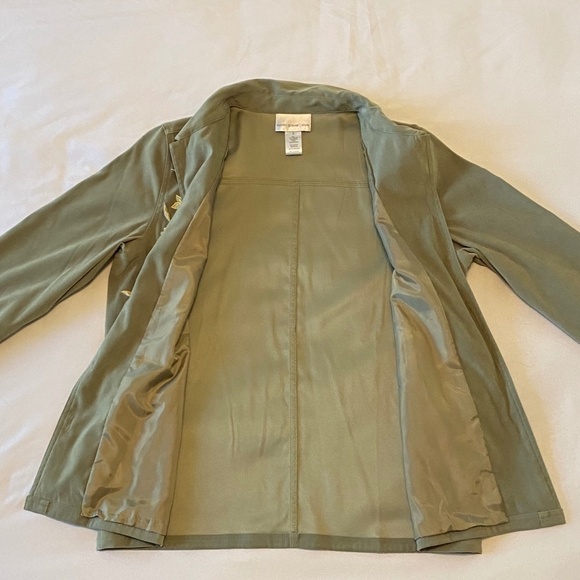 Susan Graver‎ Floral Embroidered Faux Suede Button Front Shirt Jacket Shacket- S - Picture 8 of 8